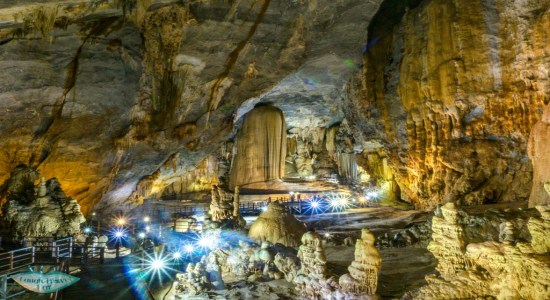 PARADISE CAVE AND DARK CAVE TOUR